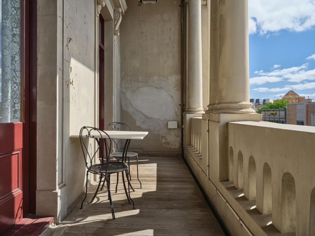 Craig'S Royal Hotel Ballarat Eksteriør billede The balcony of the 1880s building