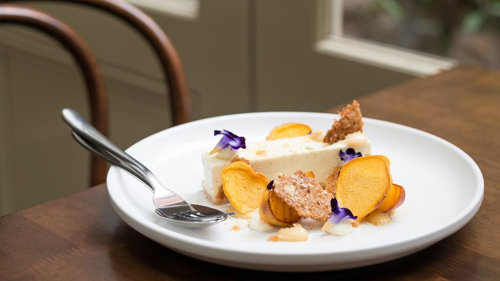 Craig'S Royal Hotel Ballarat Eksteriør billede A dessert at the restaurant