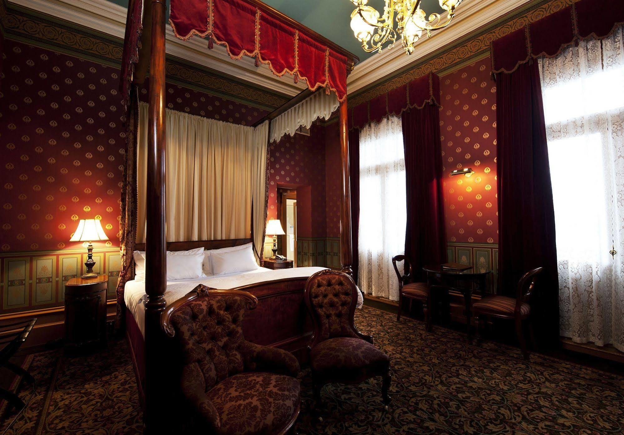 Craig'S Royal Hotel Ballarat Eksteriør billede The hotel's interior