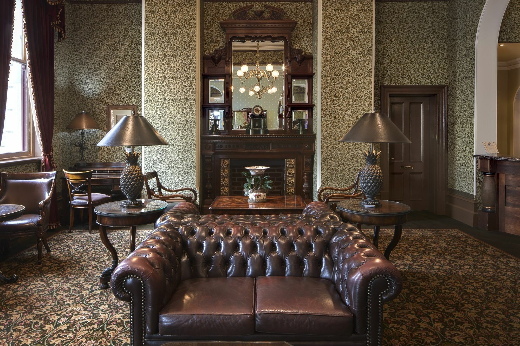 Craig'S Royal Hotel Ballarat Eksteriør billede The library at the hotel